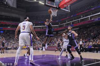 不仅是她们 不仅是她们